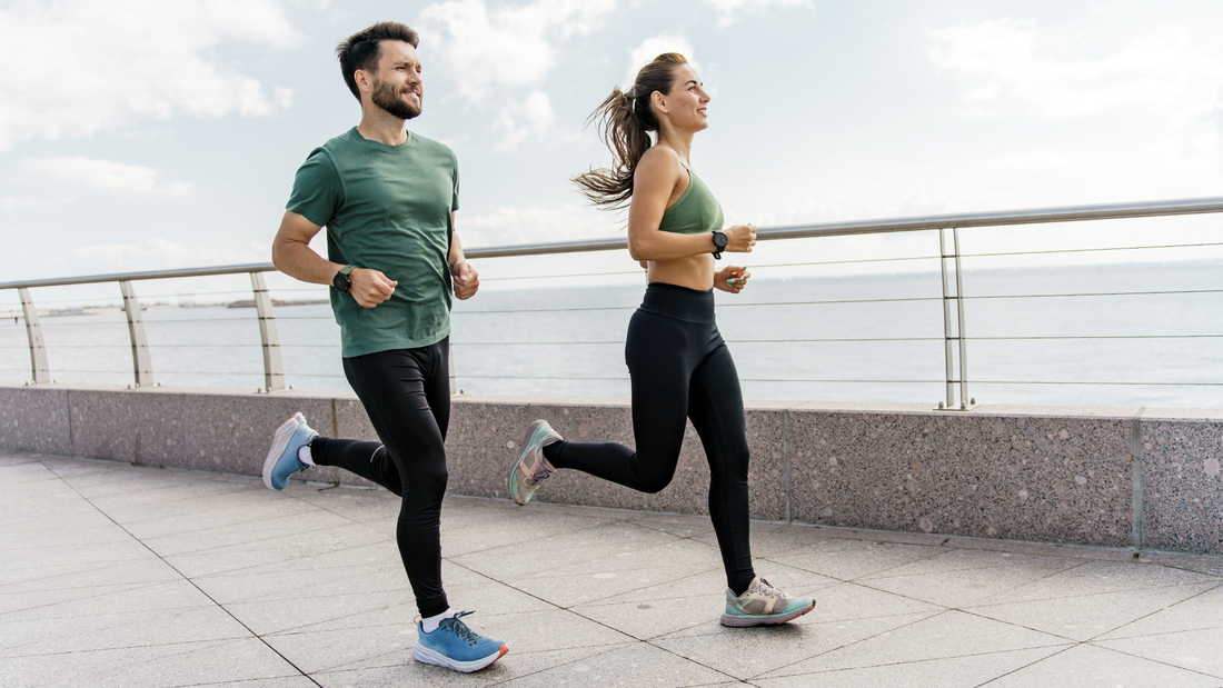 Napoje elektrolitowe dla biegaczy – w czym pomagają? Dlaczego warto z nich korzystać?