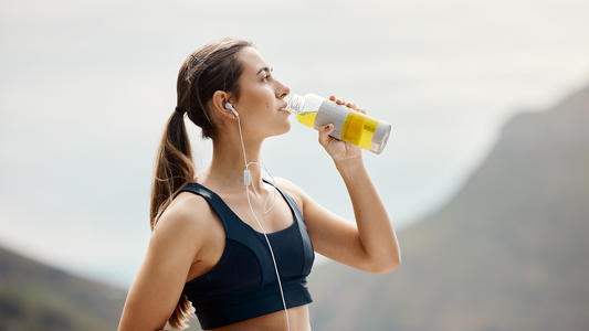 Styl życia #ontherun – jak dbać o nawodnienie, gdy ciągle jesteś w biegu?